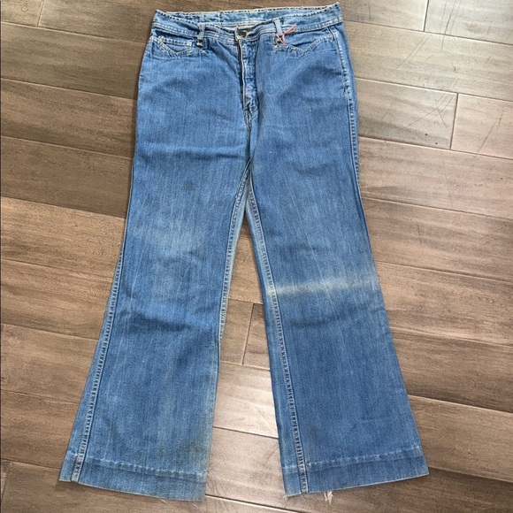1970’s Paradise Distressed Denim Bell Bottoms- Size 8 based off measurements - Picture 2 of 7
